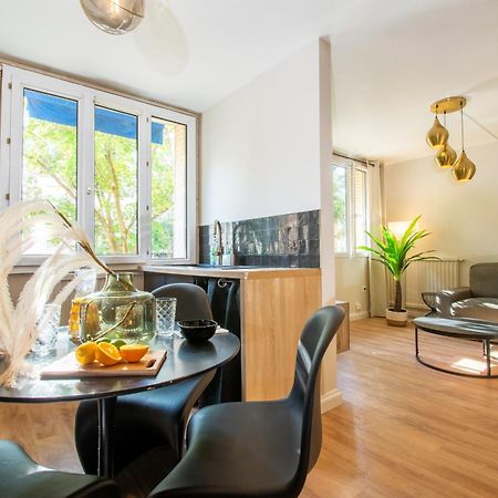 Suite Madison Villeurbanne Zewnętrze zdjęcie