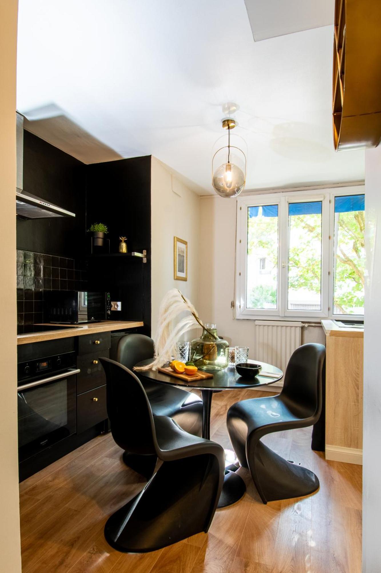 Suite Madison Villeurbanne Zewnętrze zdjęcie